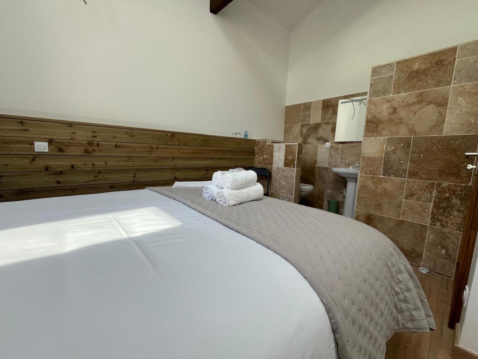 Fantastic Petit Beauval Hotell Saint-Sulpice-et-Cameyrac Eksteriør bilde