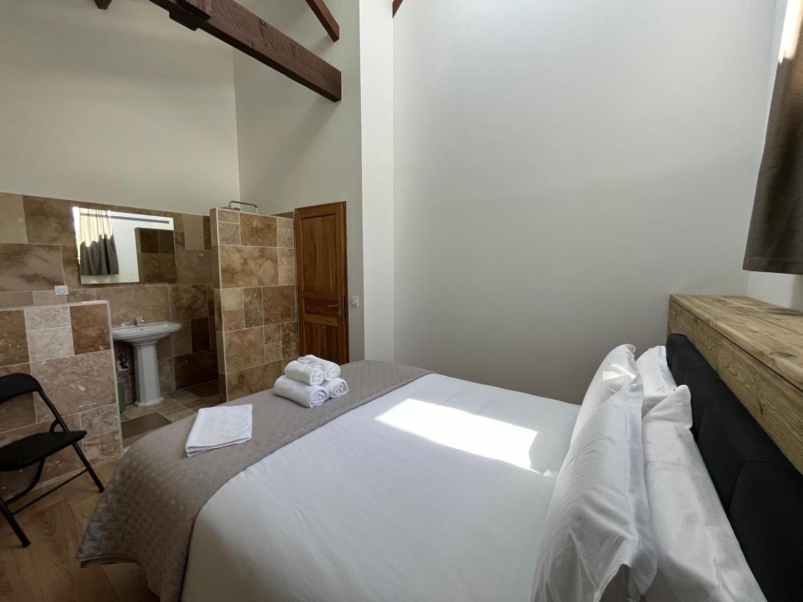 Fantastic Petit Beauval Hotell Saint-Sulpice-et-Cameyrac Eksteriør bilde